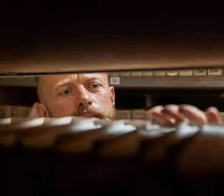 Debarras-le-dore-h Débarrasseur à paris débarrasse une biblioteque avec des livres